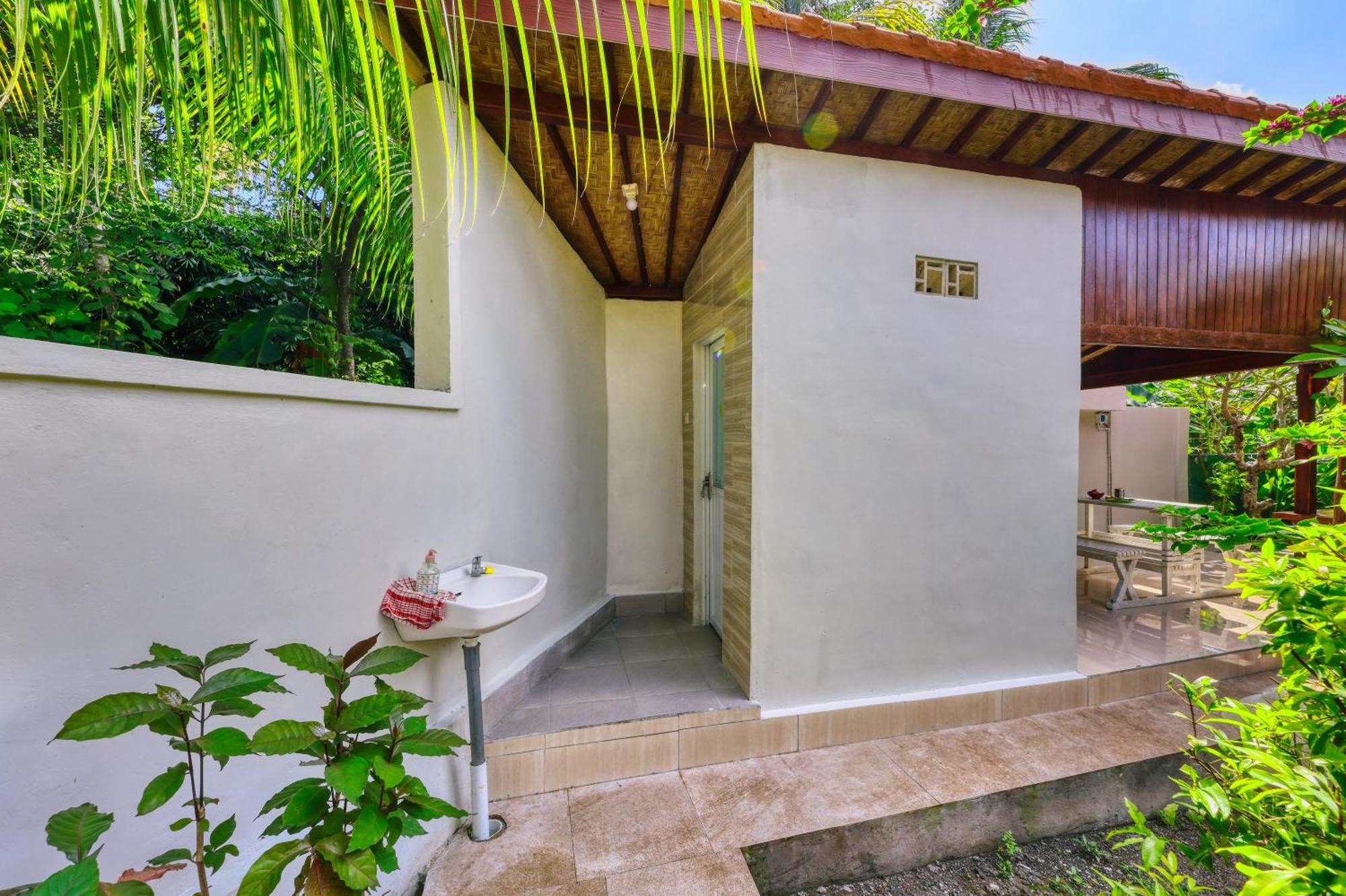 Asoka Bungalows Ped Esterno foto