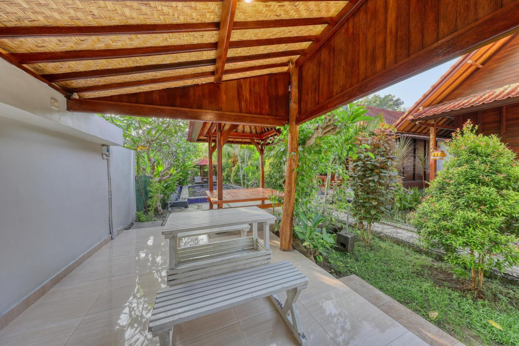 Asoka Bungalows Ped Esterno foto